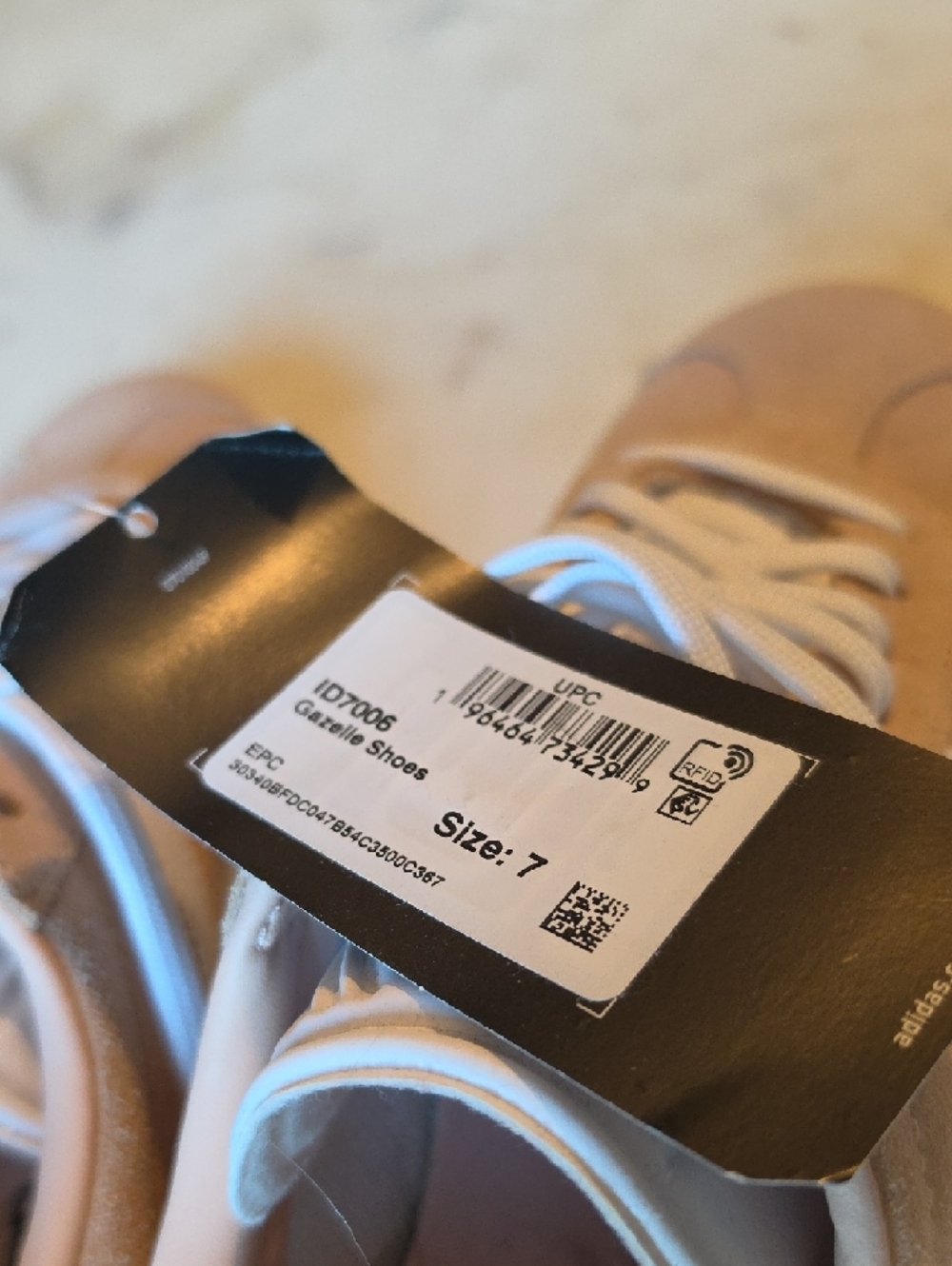 Adidas Gazelle Suede Sneakers in Cream & White Size 7 - Picture 9 of 9